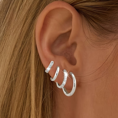 אלה | עגילי הוק עדינים עם נצנוץ זירקוניה
