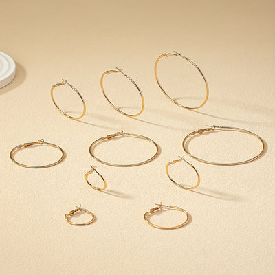 מאיה | סט עגילי חישוק אלגנטיים במראה זהוב יוקרתי