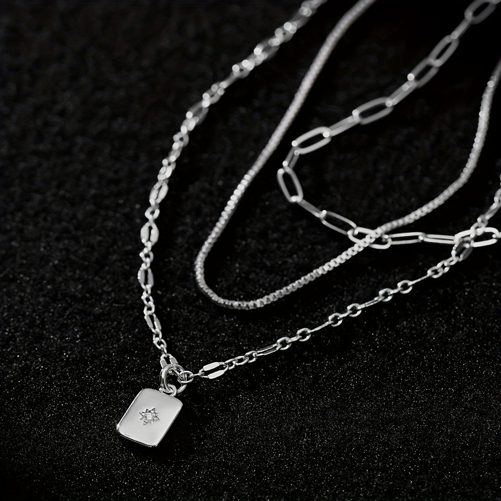 יעל | שרשרת אלגנטית עם תליון ריינסטון מרובע